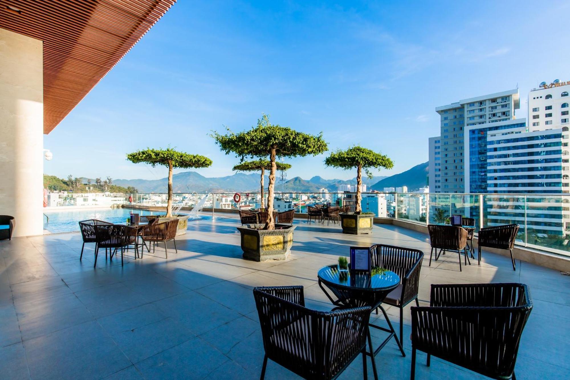 Oceanus Oasis Retreat - Nha Trang Apartment Eksteriør bilde
